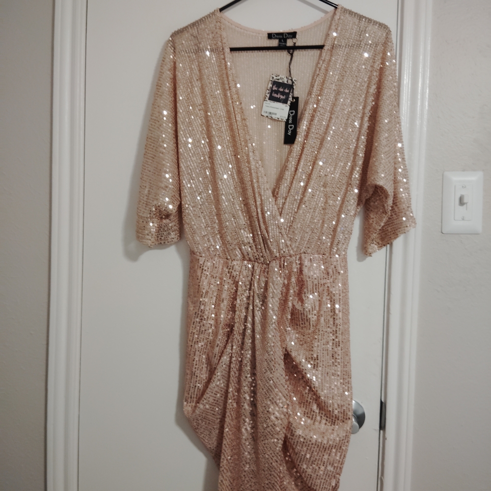 Lulu's Shimmering Sequin Midi Dress in Gold